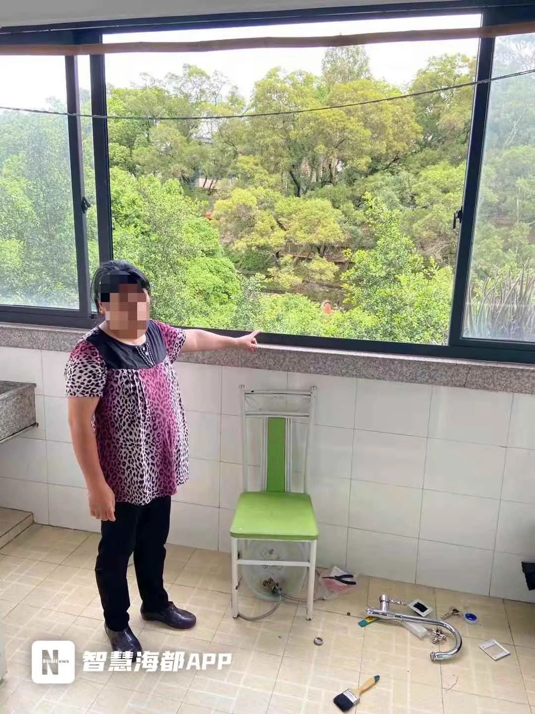 DƬ